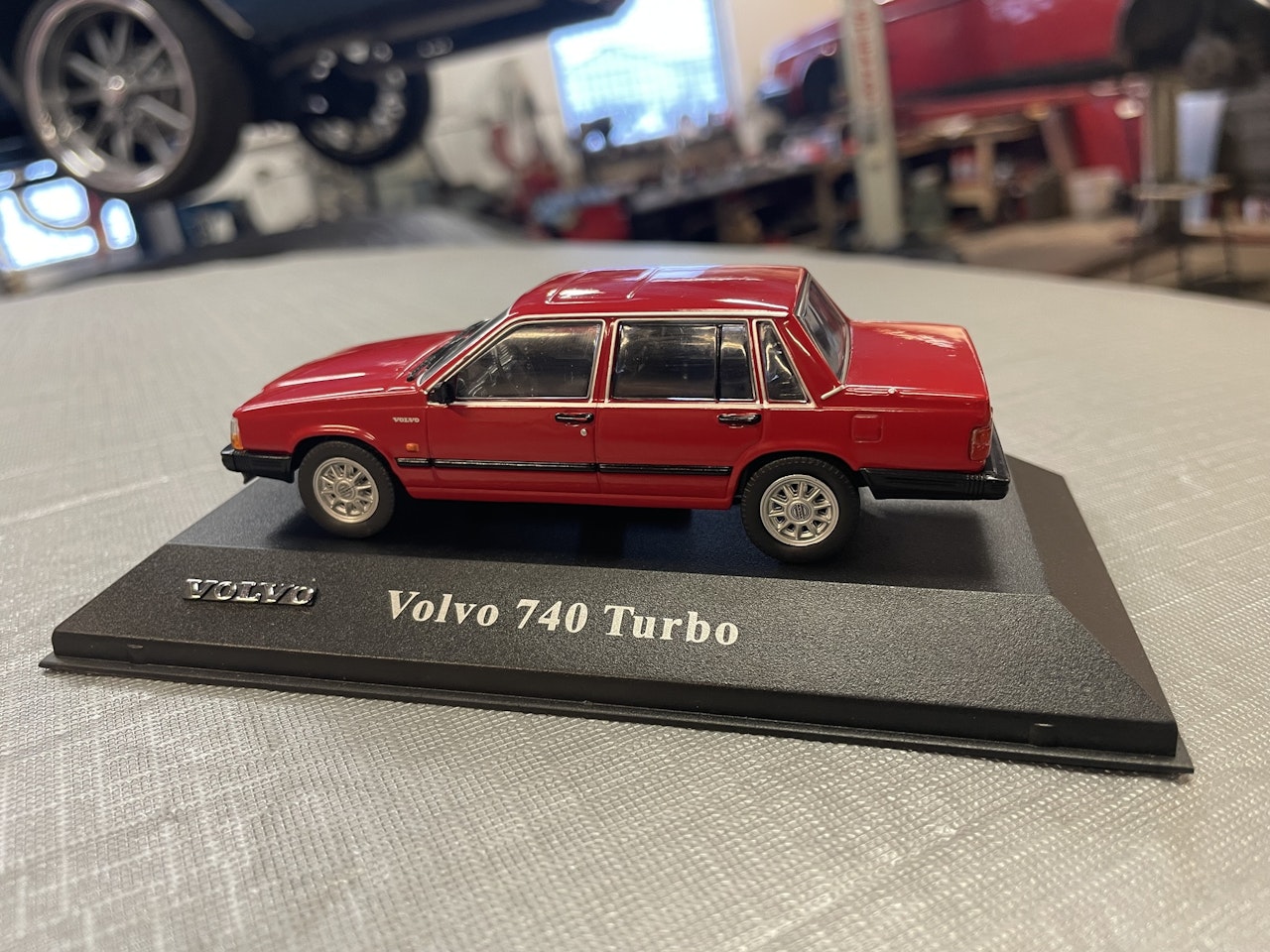 Volvo 740 Turbo  1:43  Atlas models