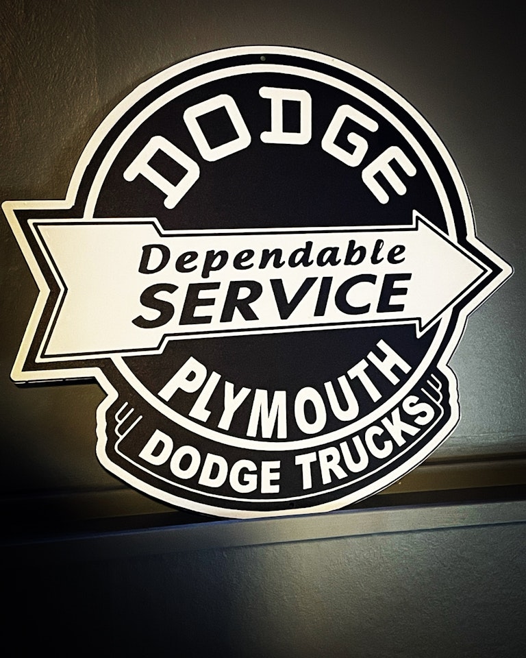 Dodge& Plymouth Service Plåtskylt. www.seastreetgarage.se