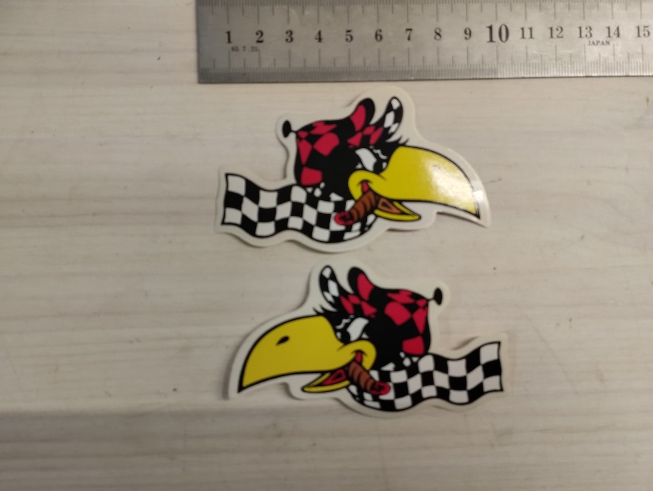 Woodpecker Dekalset "small" https://seastreetgarage.se/dekaler/woodpecker-dekalset-small Klassisk dekal från förr. kommer från gammalt lager. set med höger/vänsterBredd: c:a 10cm