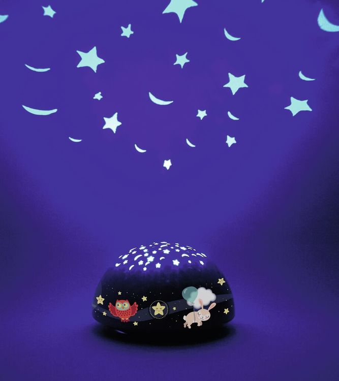 Nattlampa med stjärnhimmel