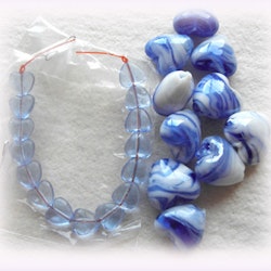 ca 350 st pärlor - ca 3 - 15 mm - blåa nyanser - akryl/glaspärlor