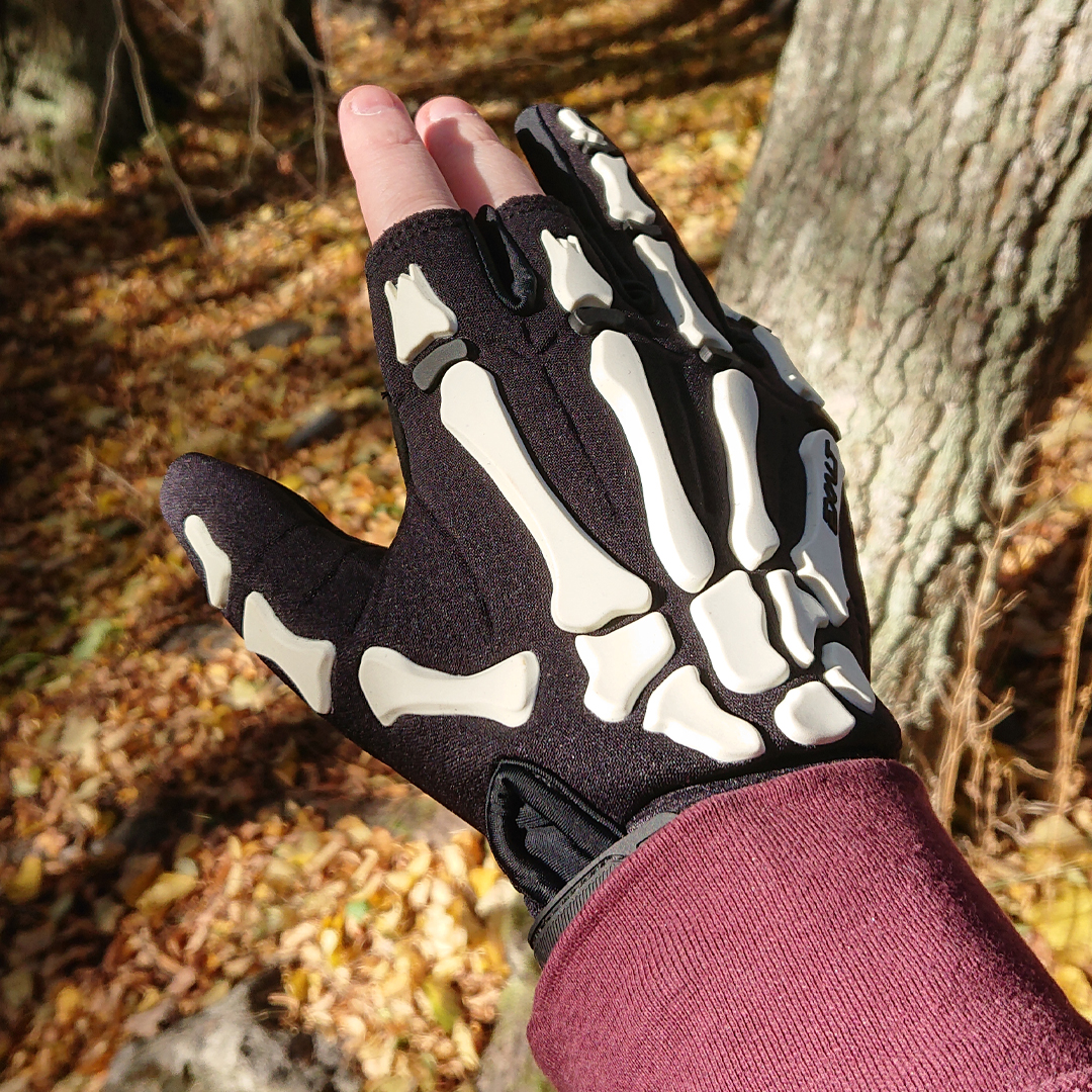 Exalt Death Grip Gloves White