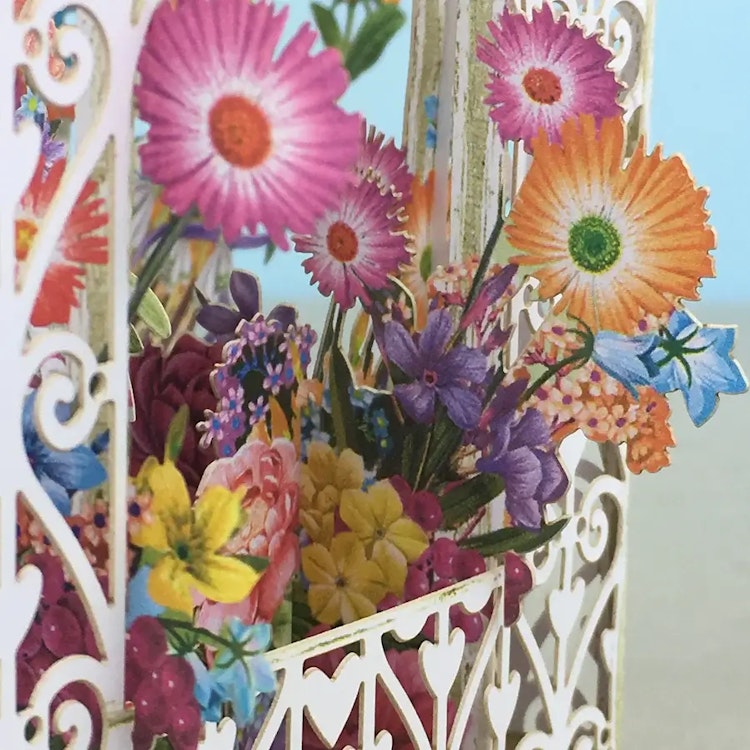 Blomsterälvor kring fågelburen (6 kort med kuvert)
