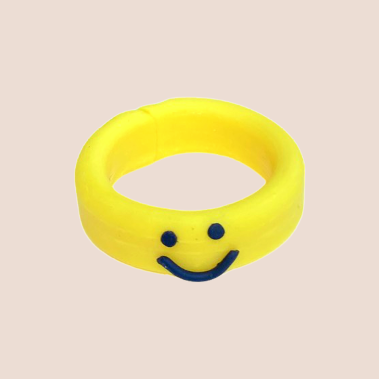 Gul plastring med smiley på från BOB-C onlinebutik