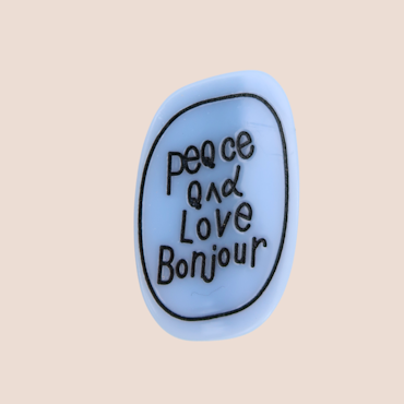 Peace, love & Bonjour