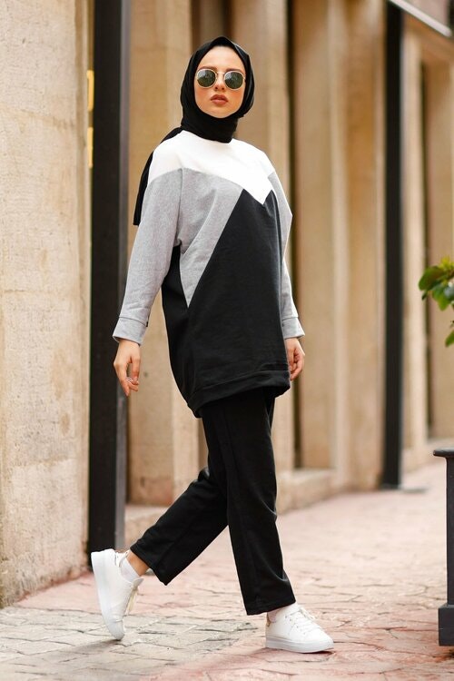 Tvådelad set med tröja och byxor - Medinashop - Hijab kläder och tillbehör  till låga priser.