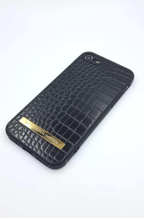 CROCO BLACK