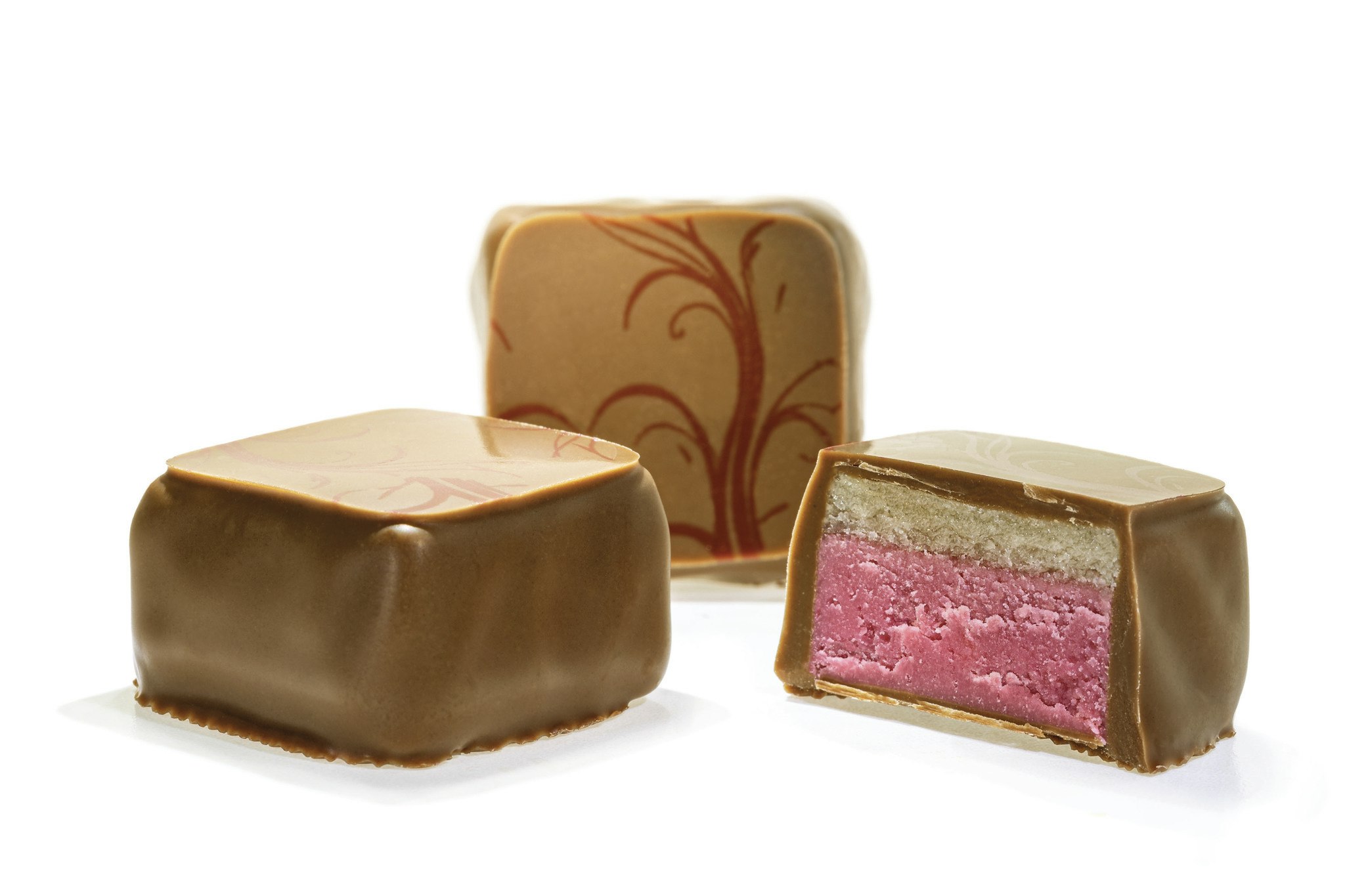 Pralin & Tryffel - Natalie - Marsipan med Tranbär & Lavendelganache