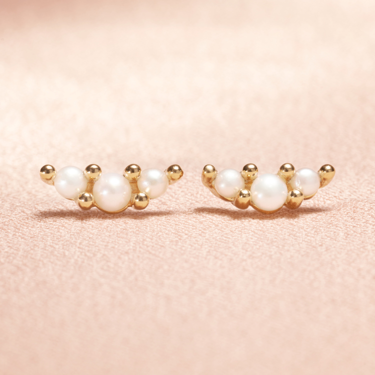 Pearly trio earrings