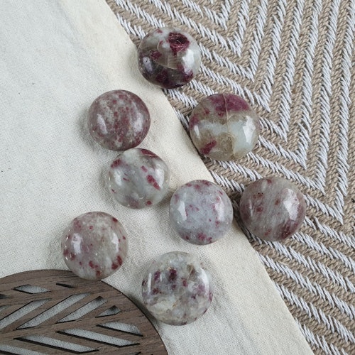 Liten rund, platt Rubellite