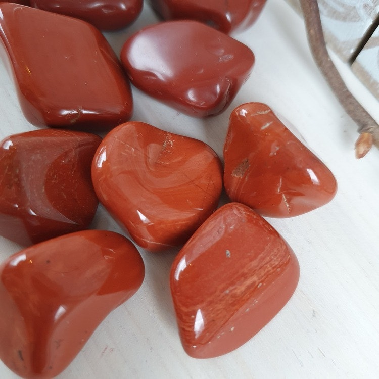 Trumlad Röd Jaspis B 10-15 g S