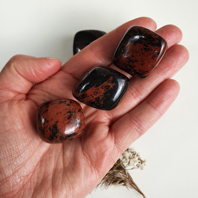 Trumlad Mahogny Obsidian 24-31 g L