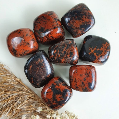 Trumlad Mahogny Obsidian 24-31 g L