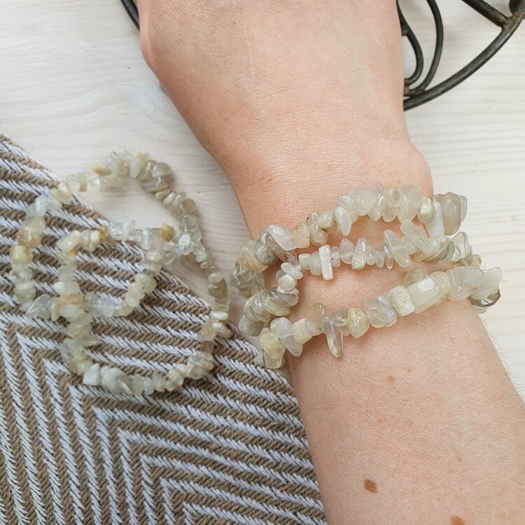 Armband med Månsten 17,5 cm