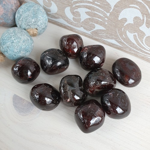 Trumlad Almandine Granat A, 10-15 g S
