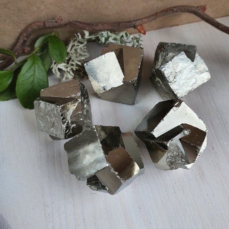 Pyrit kub (flera kuber i en) 32-40 g XL