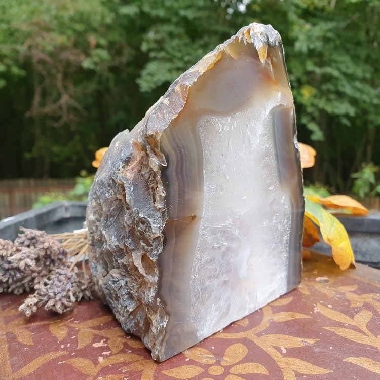 Ljuslykta av ofärgad Agat 15x8 cm. Detta ex