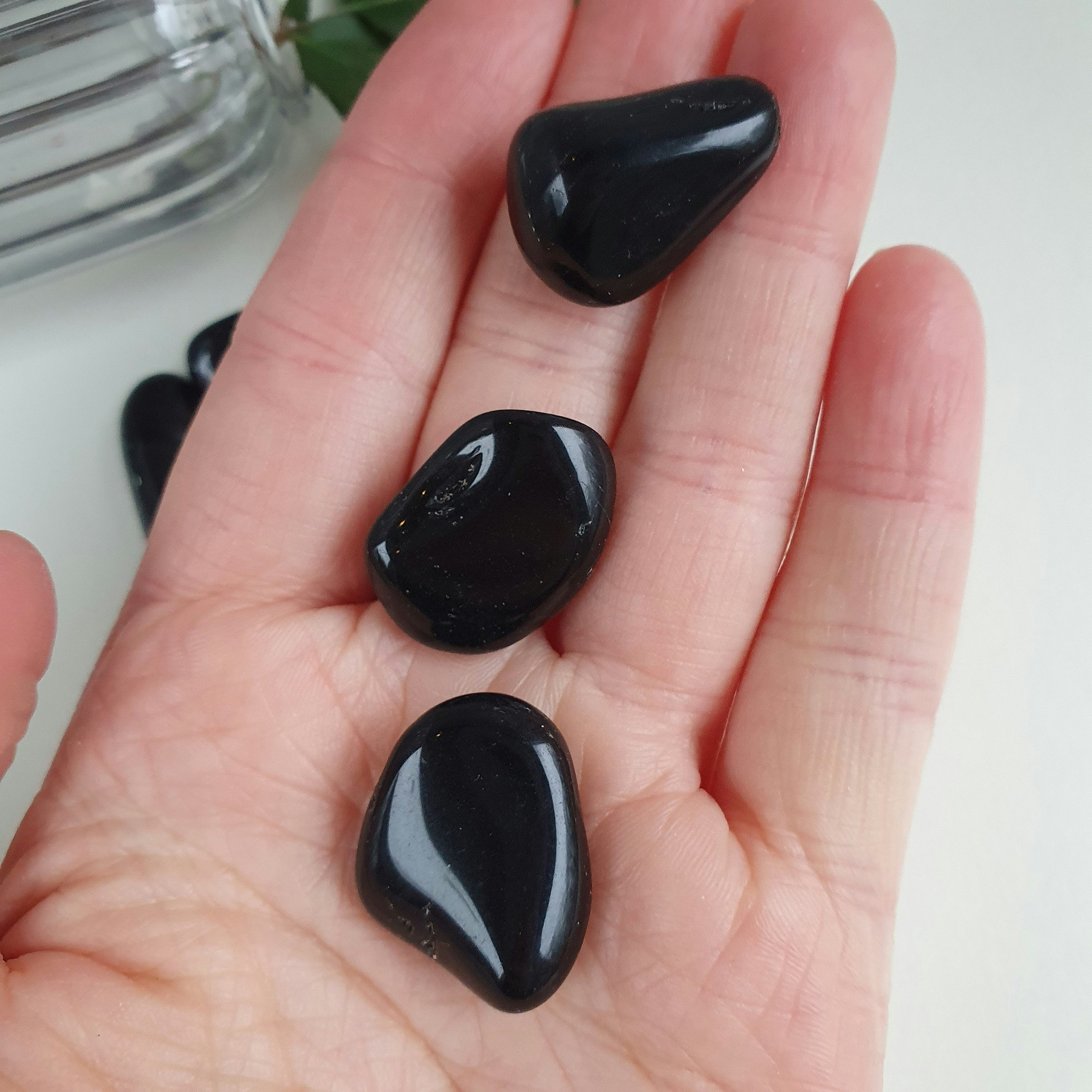 Trumlad Obsidian, 5-9 g XS. Vi väljer.
