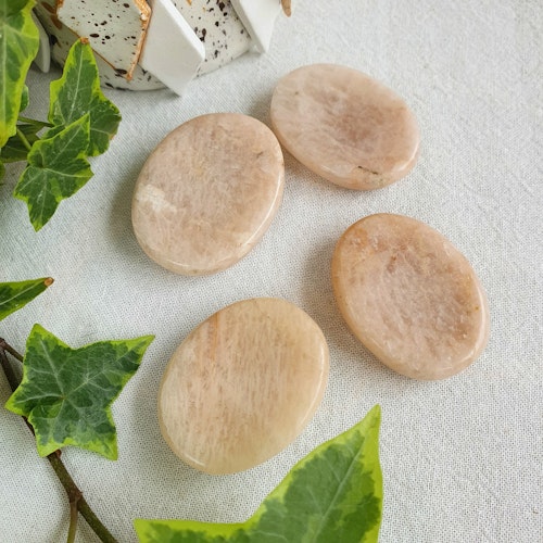 No worry stone av Månsten