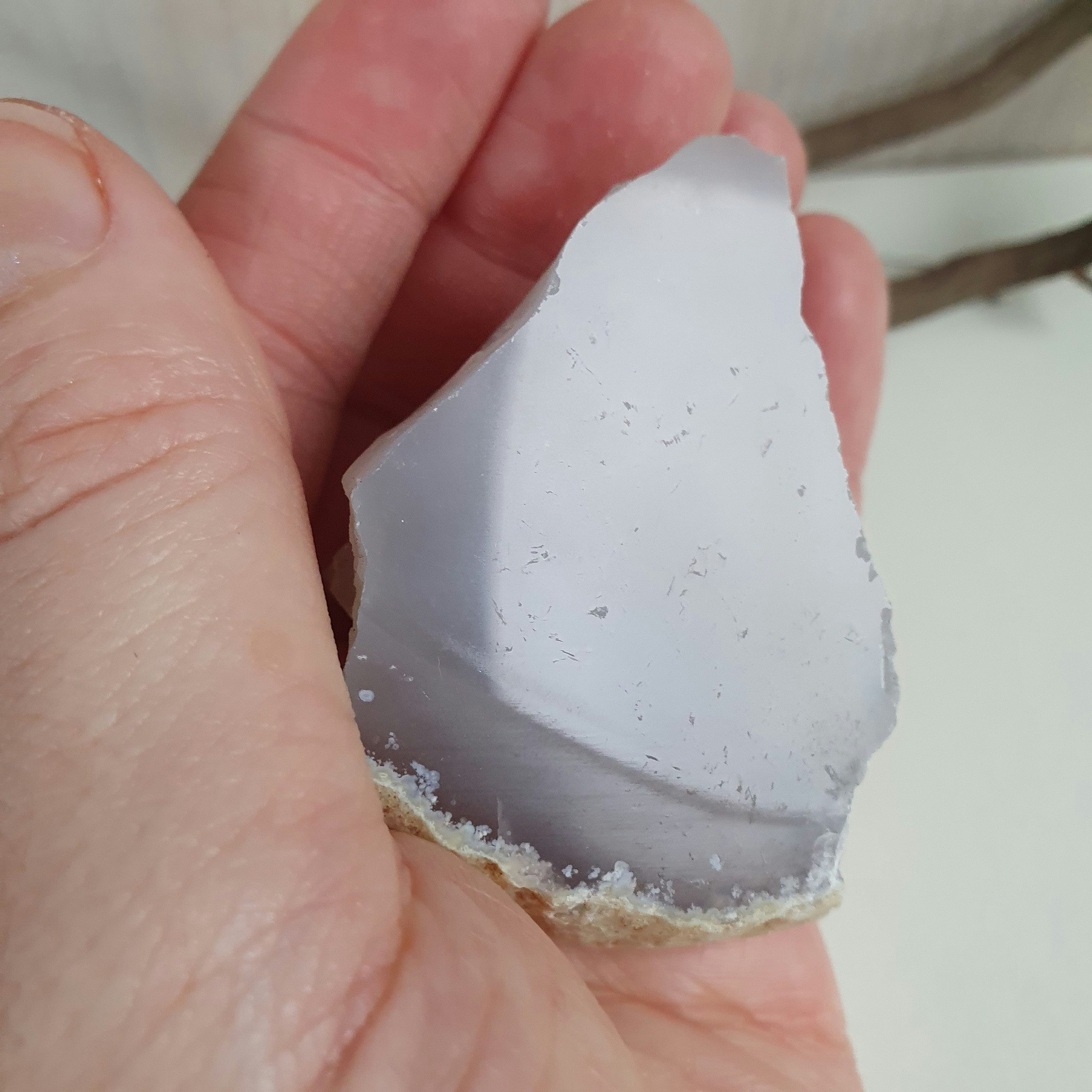 Rå Agat med druzy, 84 g. Detta ex