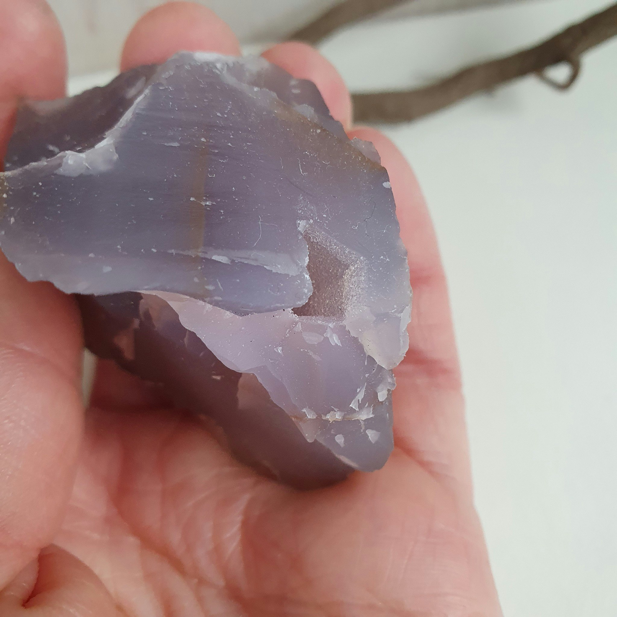 Rå Agat med druzy, 84 g. Detta ex