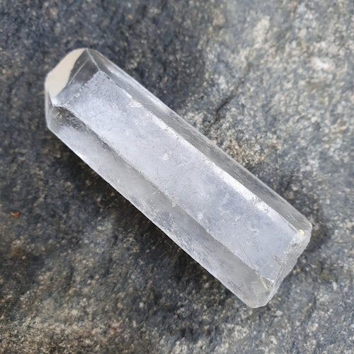 Rå Bergkristallspets, 59 g. Detta ex