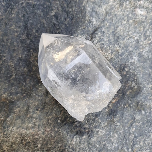 Rå Bergkristallspets, 70 g. Detta ex