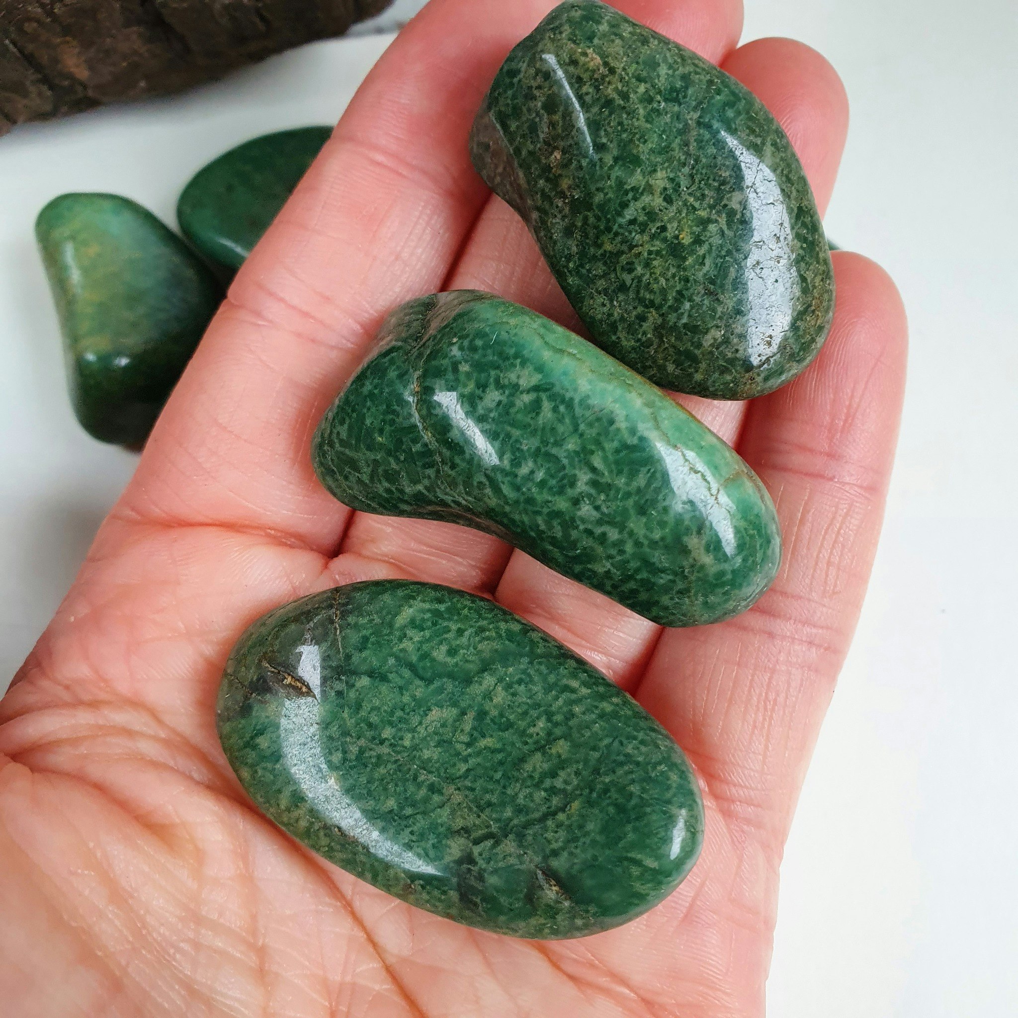 Trumlad grön kvarts, 16-23 g M