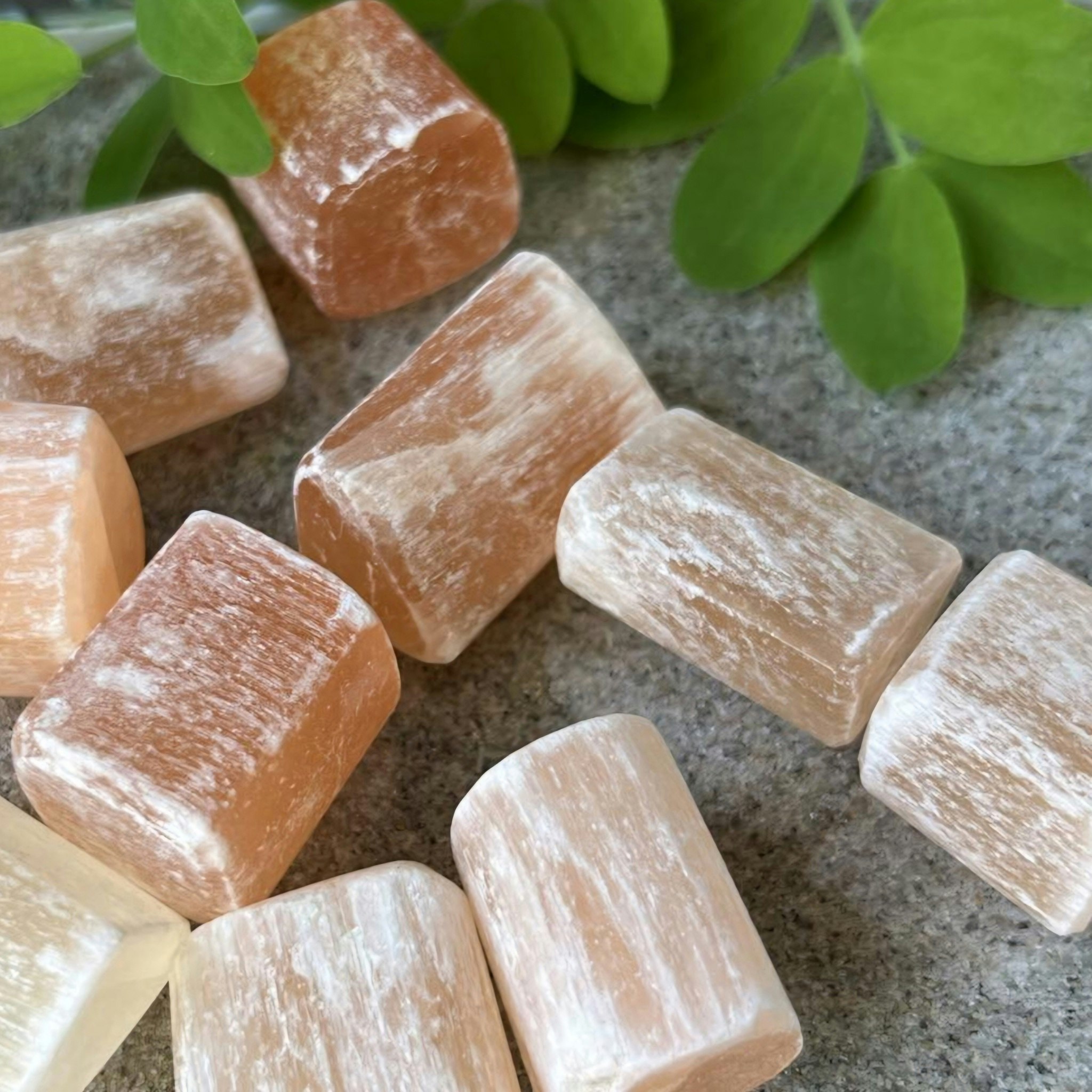 Lätt trumlad Persikoselenit 10-15 g S. Vi väljer