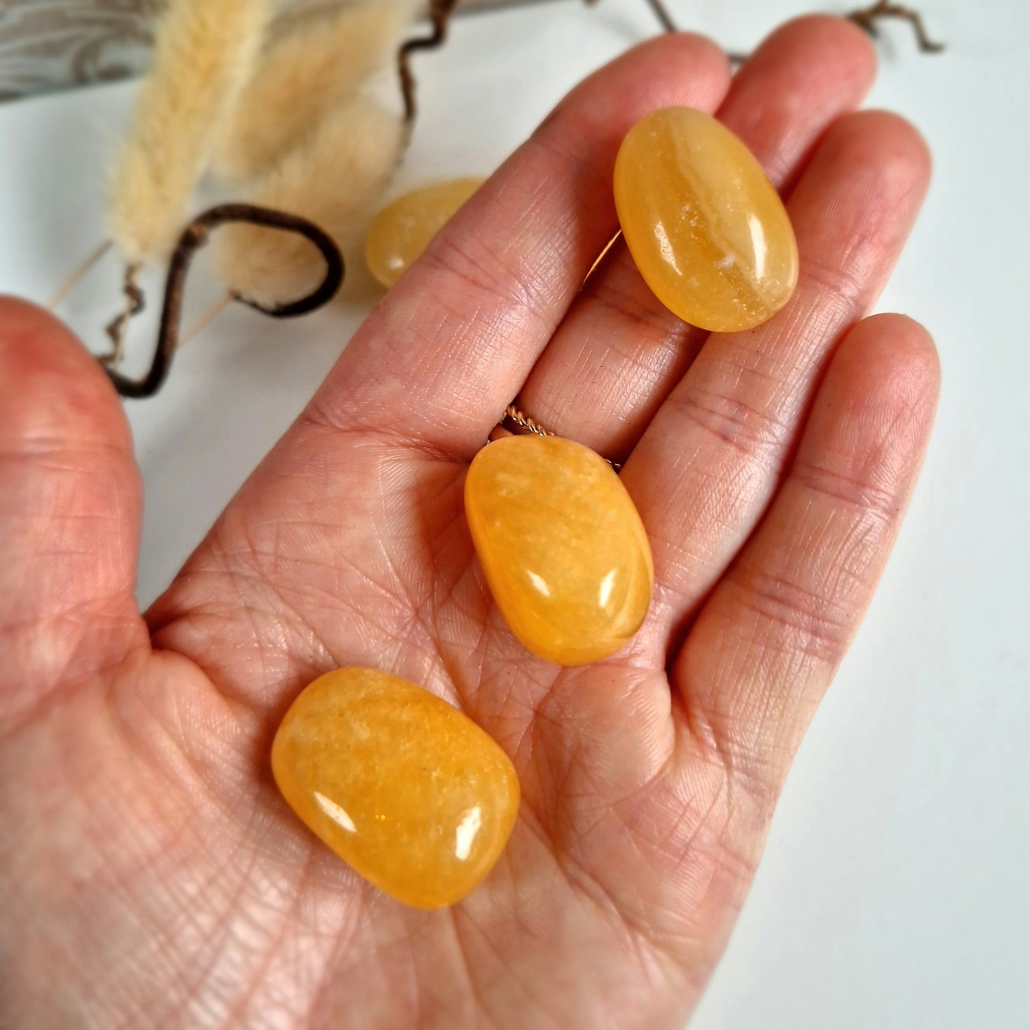 Trumlad Orange Kalcit, 10-15 g S. Vi väljer.