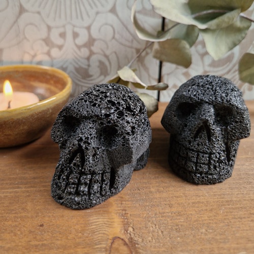 Lava Skull 6 cm, vi väljer