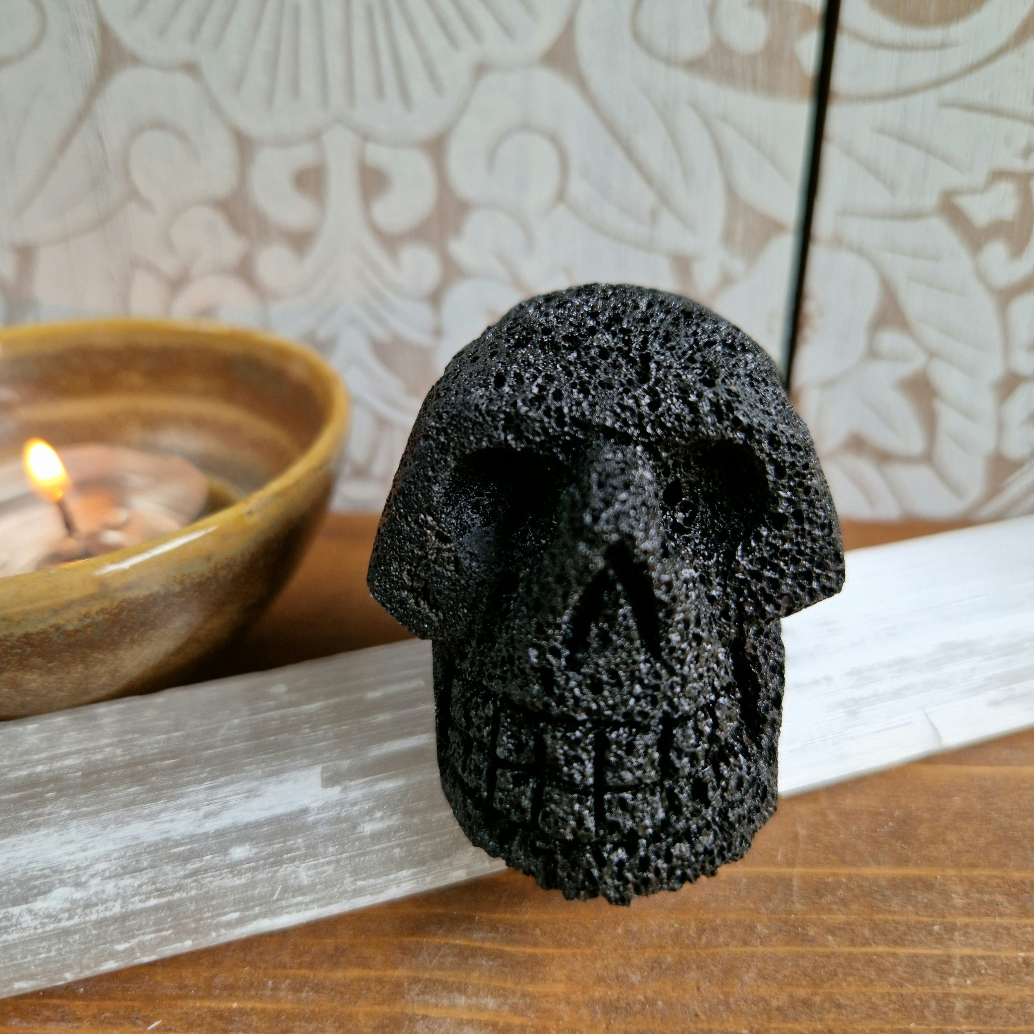 Lava Skull 6 cm, vi väljer