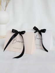 Presentkartong med namntryck
