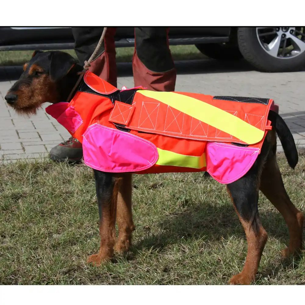 Outdogs omtyckta skyddsväst för hund! Fasta storlekar.