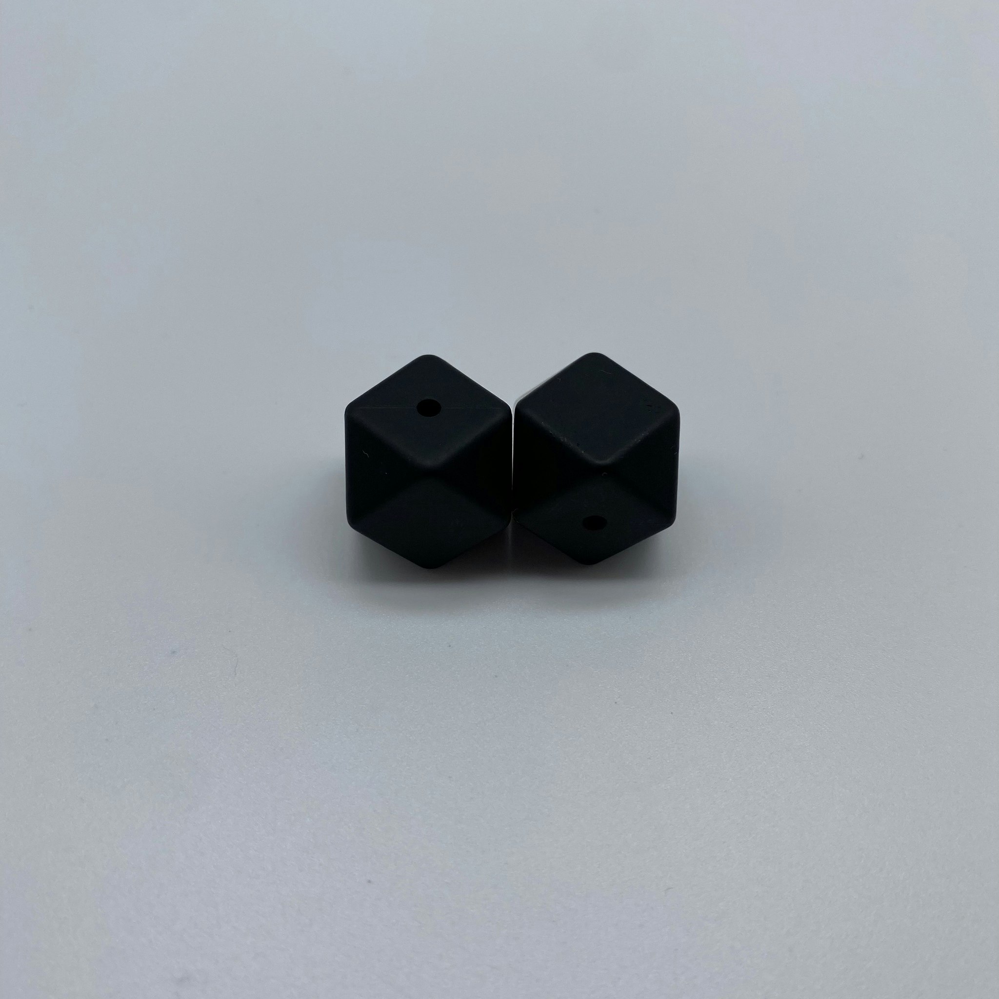 Silikonpärla Hexagon 17 mm