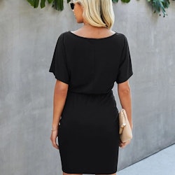 Elegant svart klänning