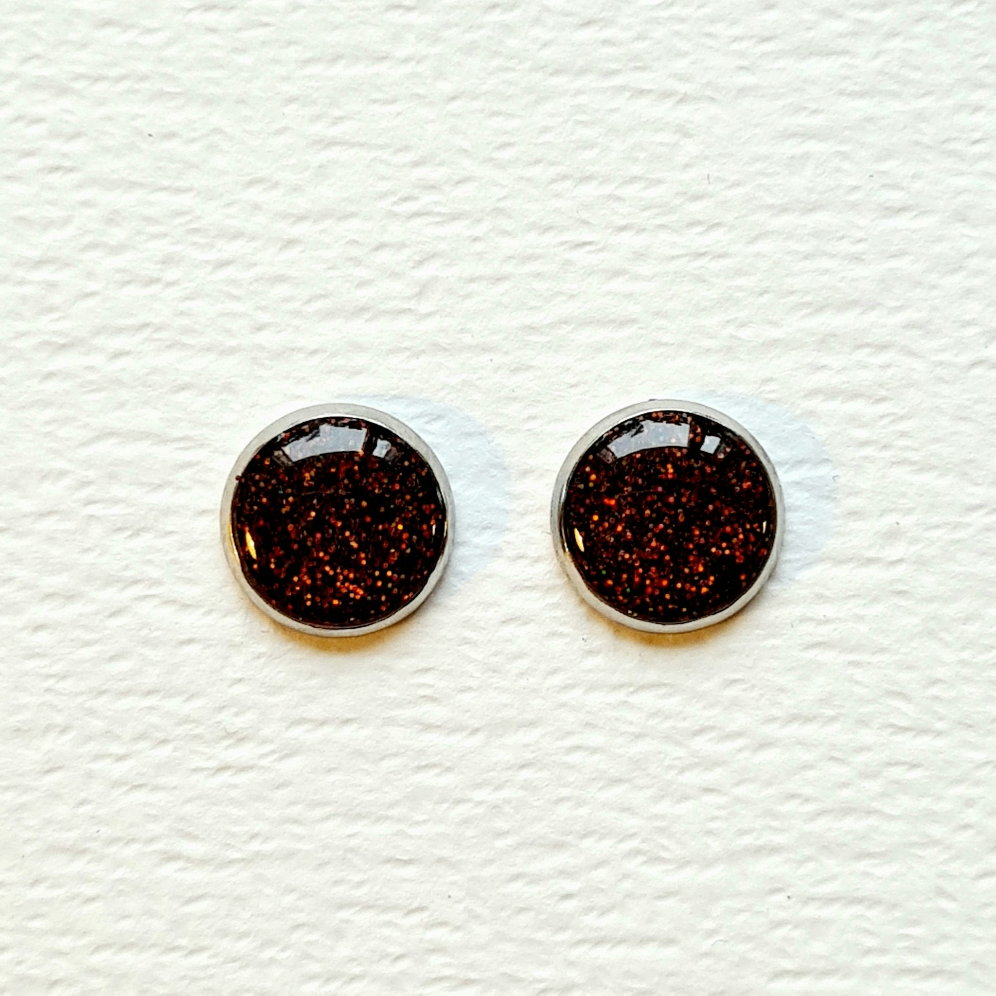 Mörk koppar - Örhängen (12 mm)