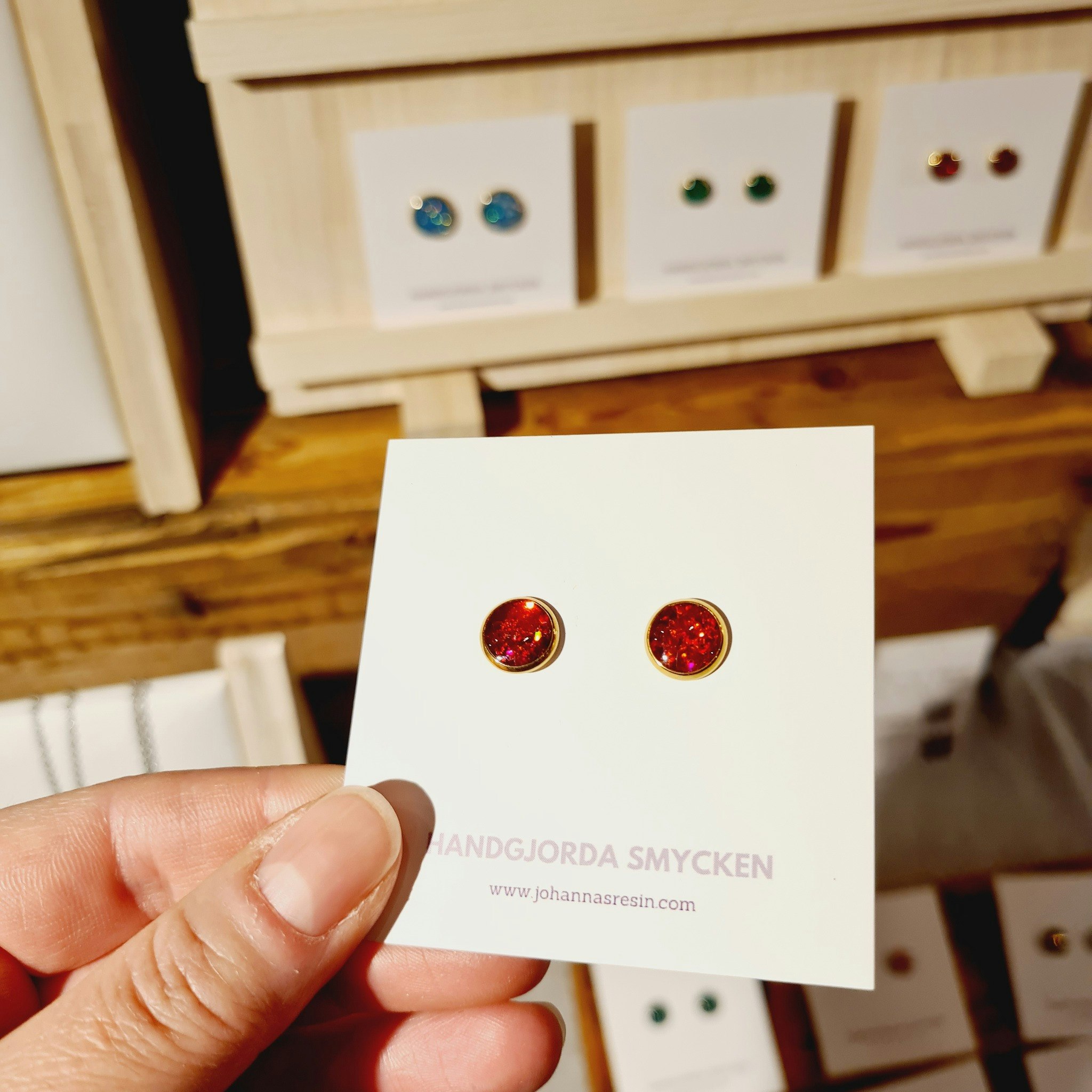 Guld med Grönt eller Rött glitter (10 mm)