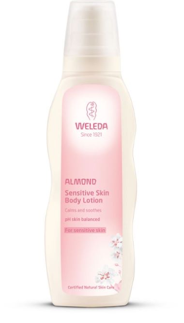 WELEDA, Almond Sensitive Skin Body Lotion, 200 ml. -  Body lotion för känslig hud med mandelolja. Naturlig mild body lotion som stärker hudens egna skyddsbarriär för en silkeslen hud...