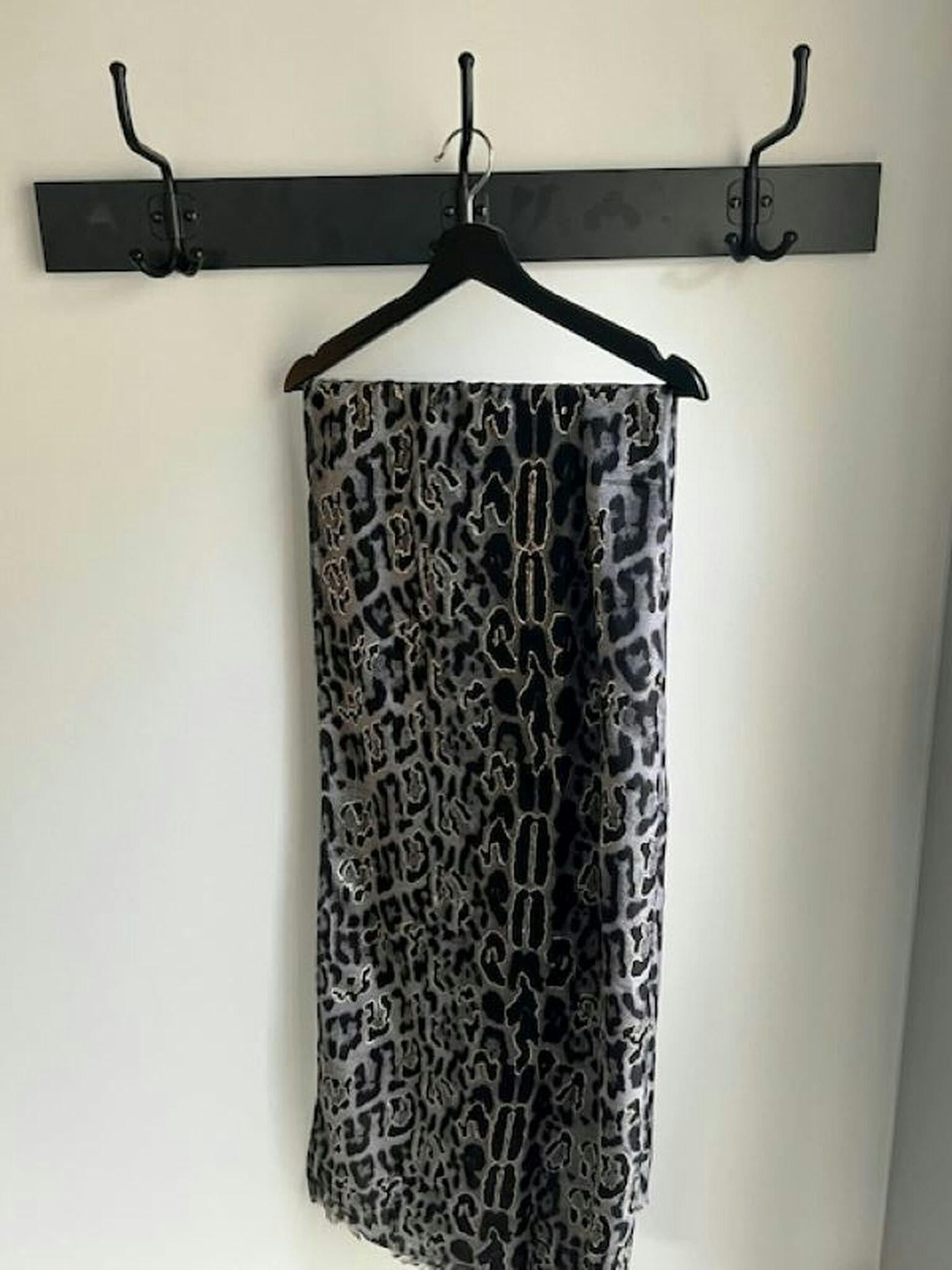 Sjal - Grå/Svart  (90x180 cm)