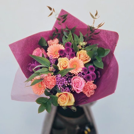 Blomsterbud  - Fröken Färg Floristens val