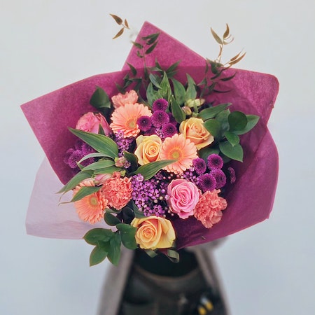 Blomsterbud  - Fröken Färg Floristens val