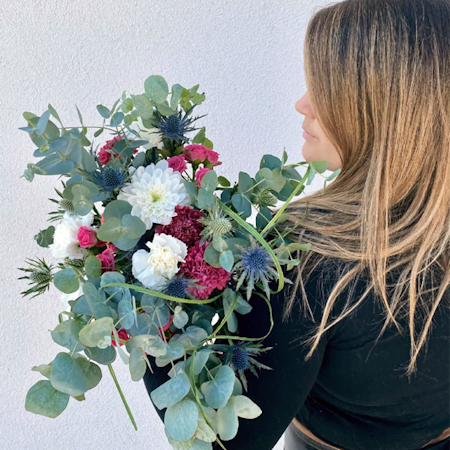 Blomsterbud  - Fröken Färg Floristens val