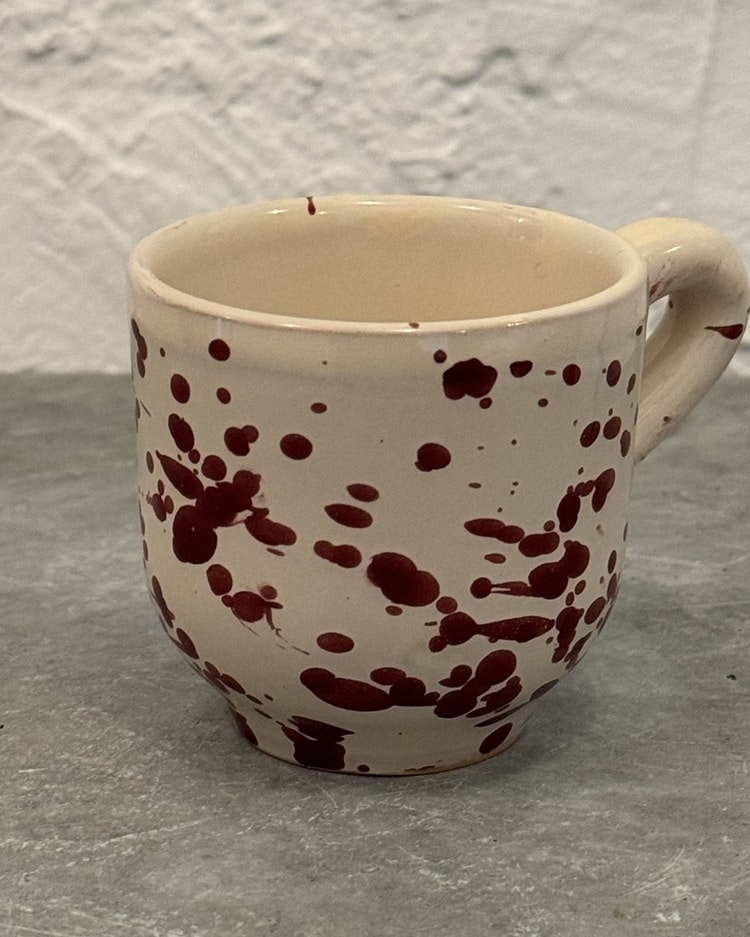 Handgjord espressokopp 6 cm. Spruzzi. Röd.