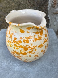 Handgjord kanna 15 cm. Spruzzi. Ockragul.