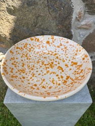 Handgjord fat 33 cm. Spruzzi. Ockragult.