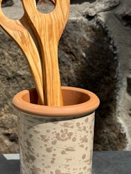 Handgjord krus 15 cm. Spruzzi. Ljusbrunt.