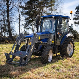 TRAKTOR LOVOL 50 HK 4WD MED FRONTLASTARE, STAGE V