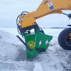Sandspridare 1,3 m, frontmonterad, Euro