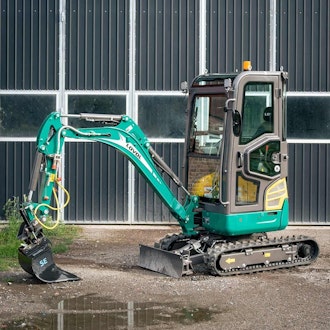 Lovol minigrävare 1,8 ton med hytt, snabbfäste S30/180